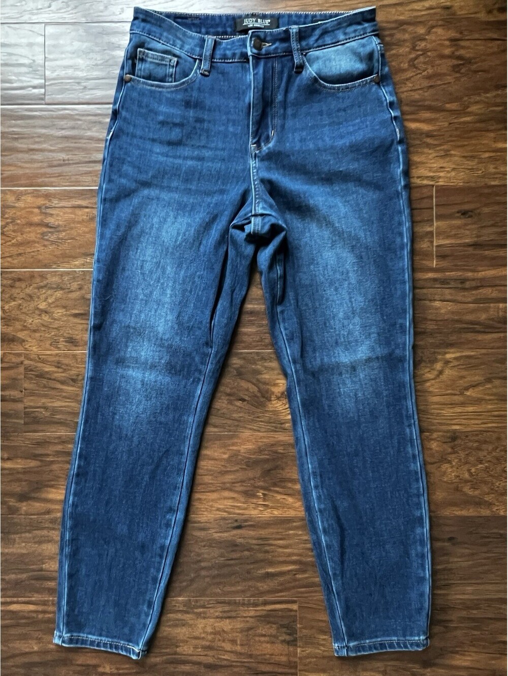 Judy Blue Jeans Women’s Size 3/26 Boyfriend Fit EUC!!